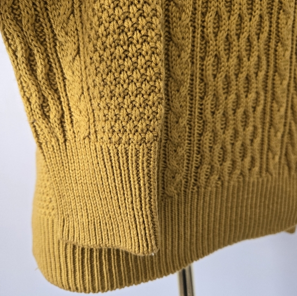 PARK AVENUE WOMEN Mustard Cable Knit Long Sleeved Sweater. Size 8 UK/4 US - Picture 7 of 12